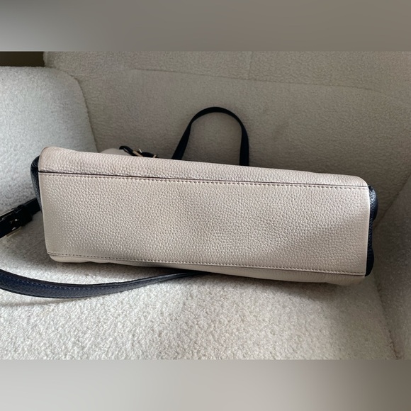 Kate Spade Black and cream bag with strap - Picture 4 of 9